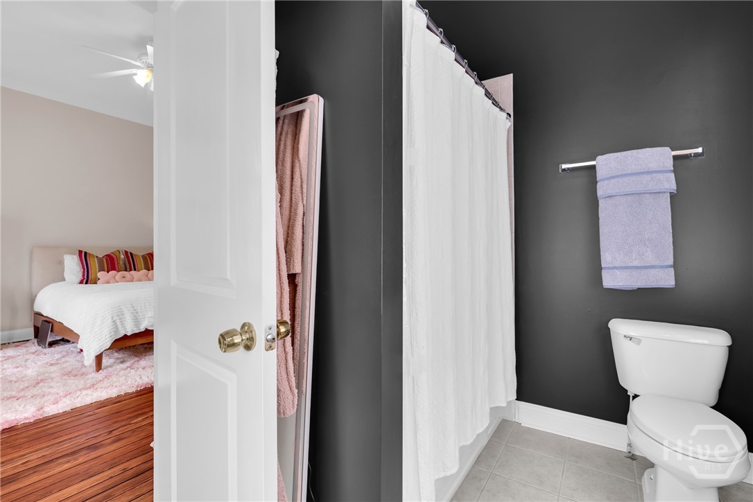 221 E 32nd Street