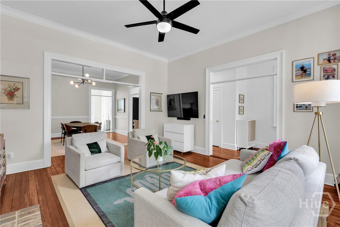 221 E 32nd Street