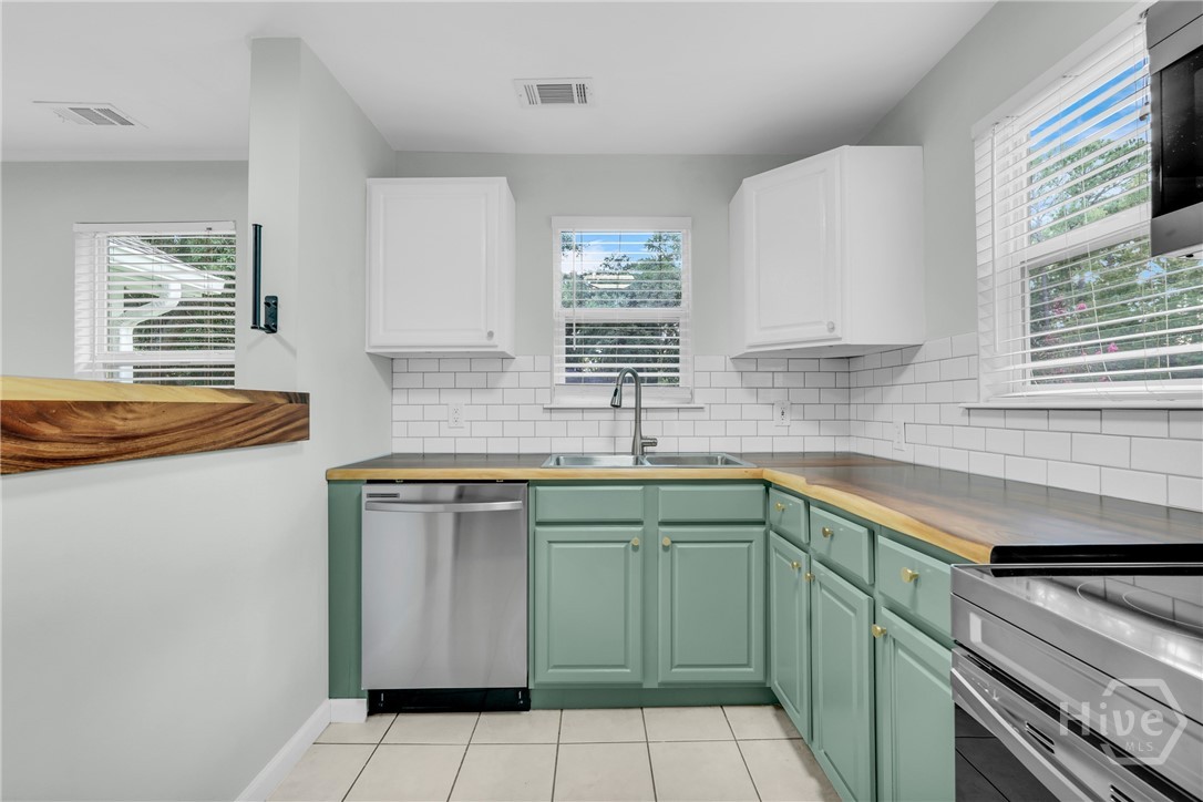 306 E 66th Street
