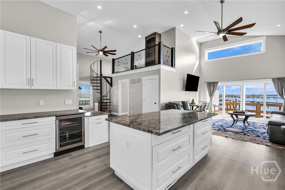 1912 & 1912A Stone Street