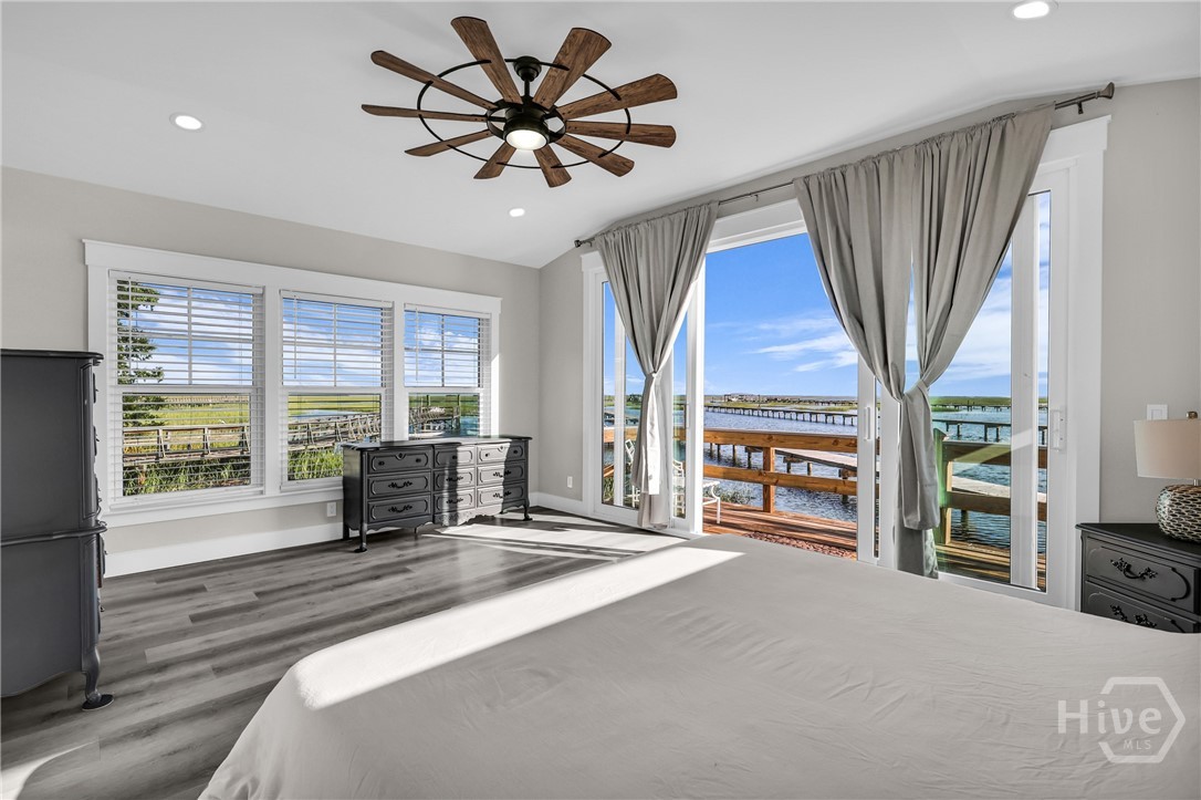 1912 & 1912A Stone Street