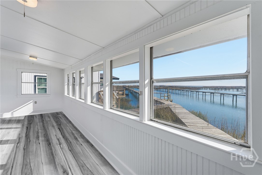 1912 & 1912A Stone Street