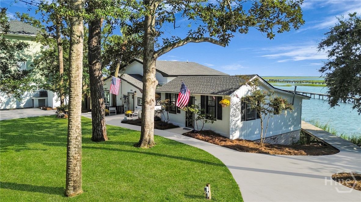 1912 & 1912A Stone Street