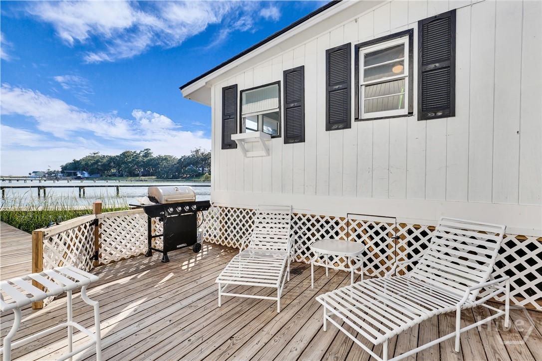 1912 & 1912A Stone Street