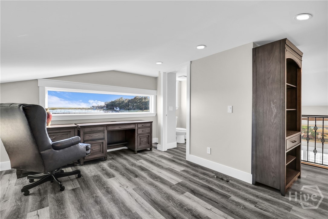 1912 & 1912A Stone Street