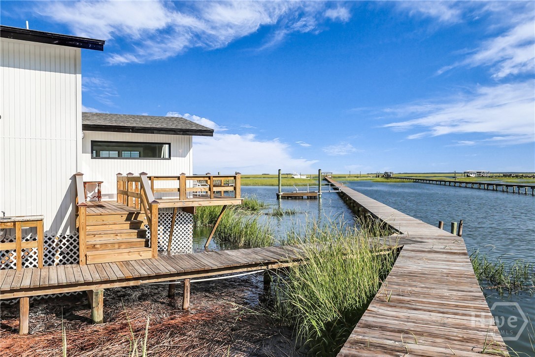 1912 & 1912A Stone Street