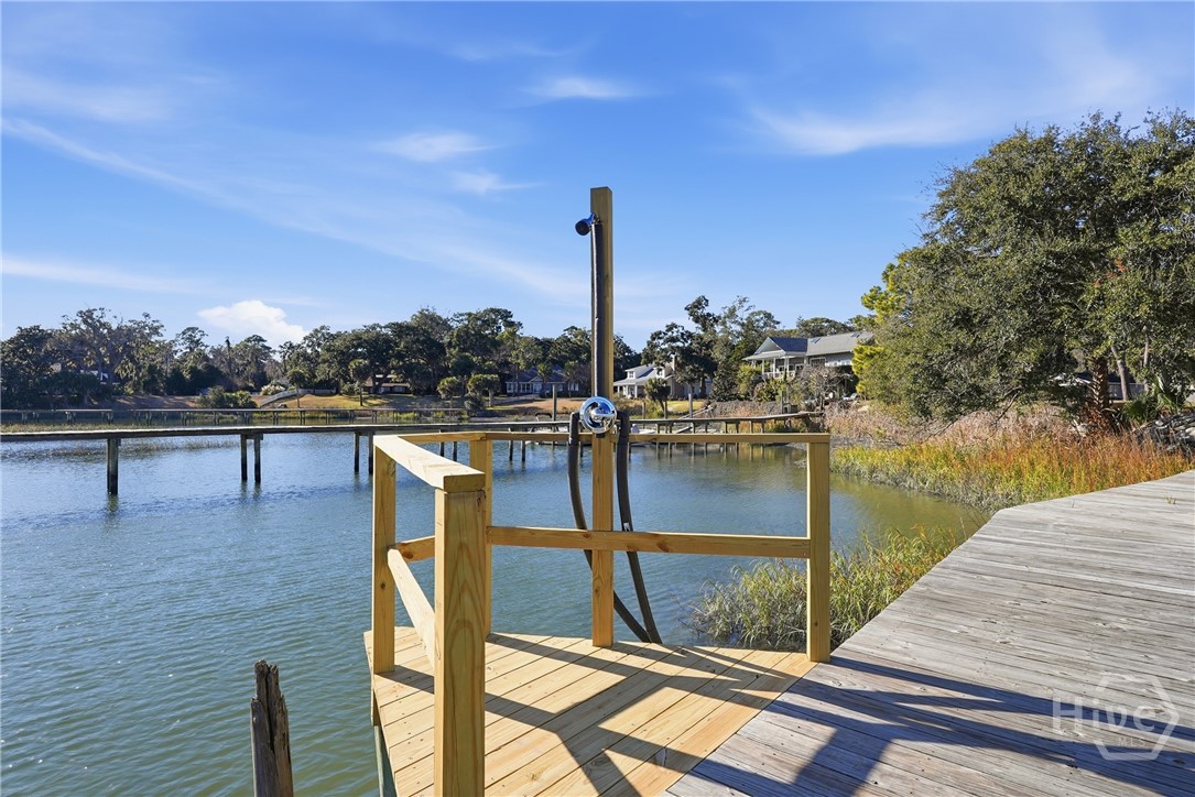 1912 & 1912A Stone Street