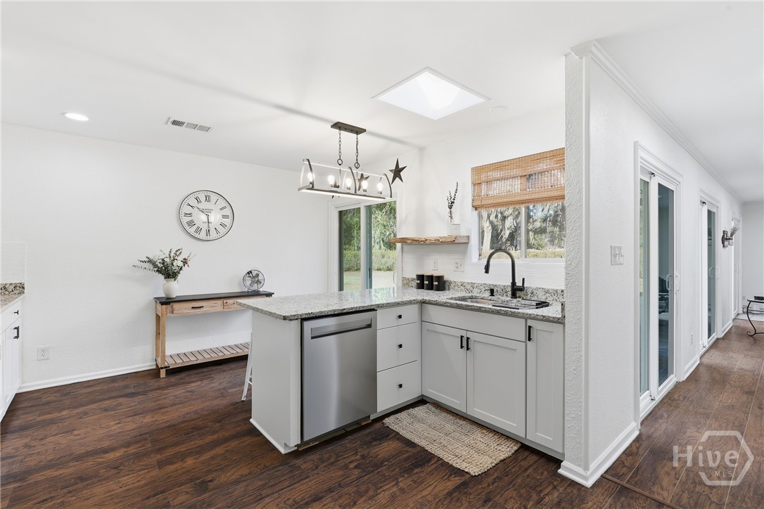 707 White Bluff Avenue