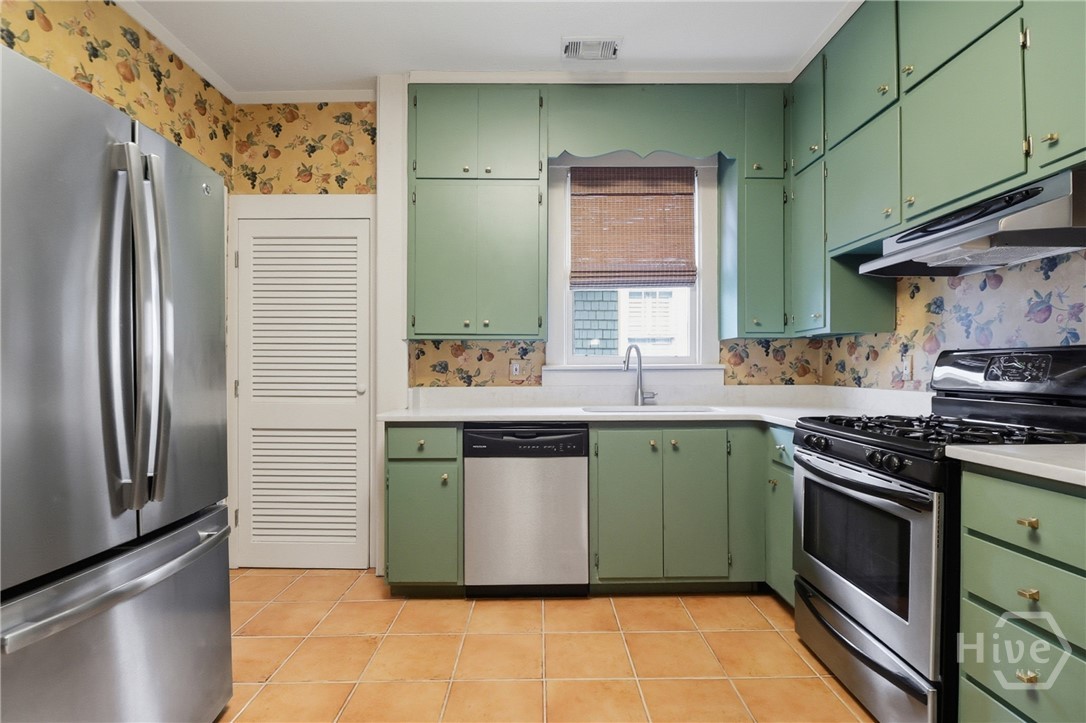 225 E 51st Street