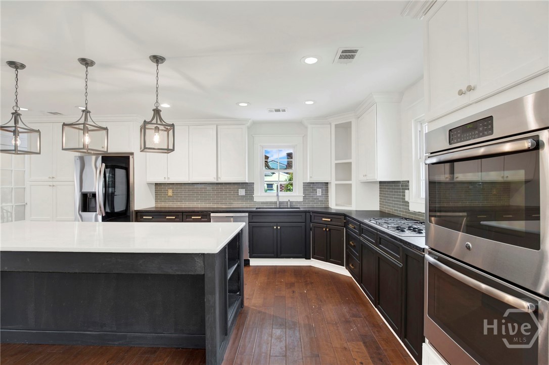 12 Fallowfield Drive