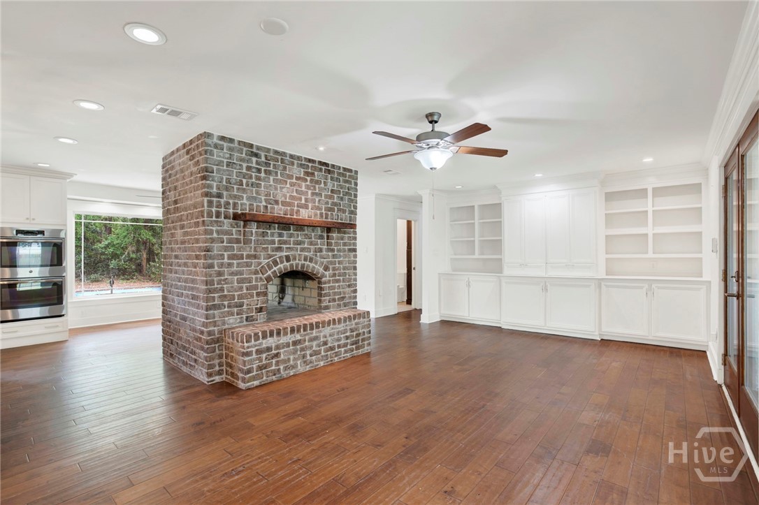 12 Fallowfield Drive