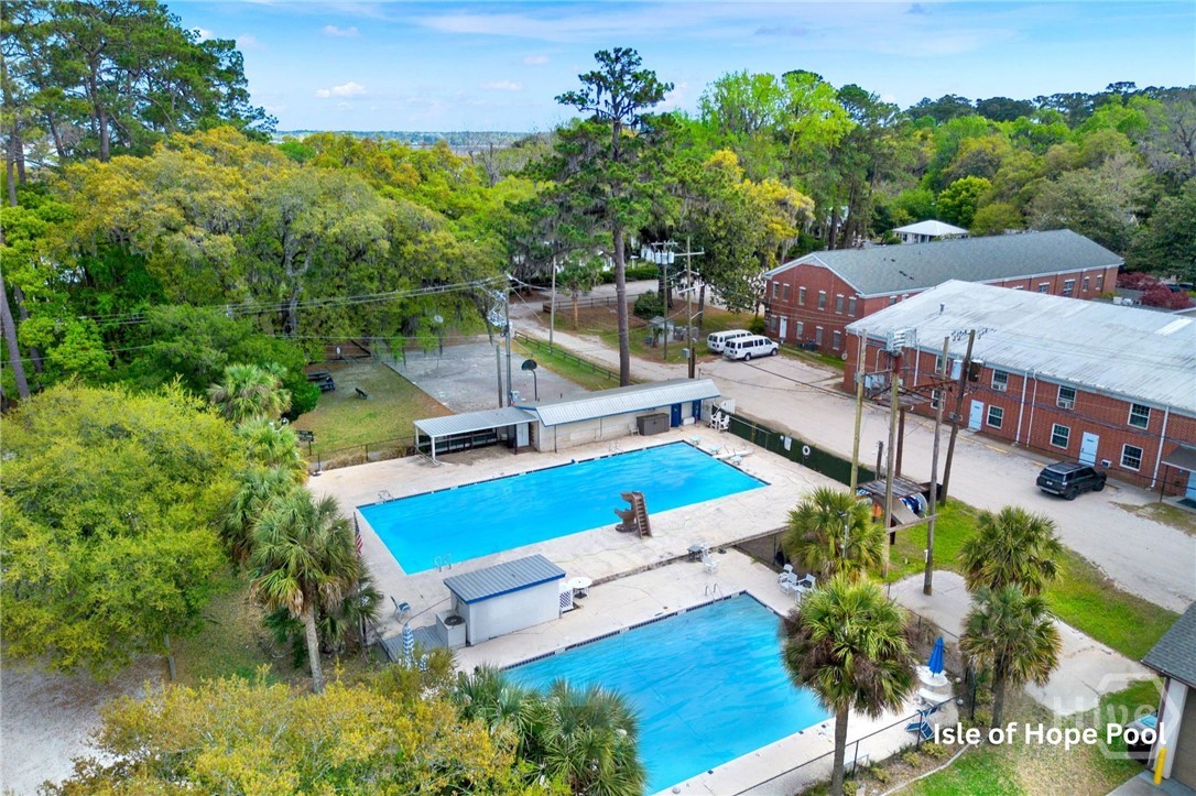 12 Fallowfield Drive