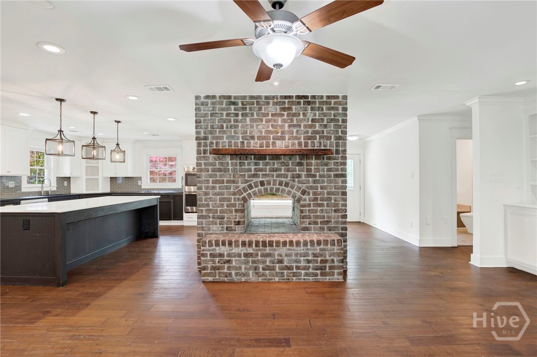 12 Fallowfield Drive