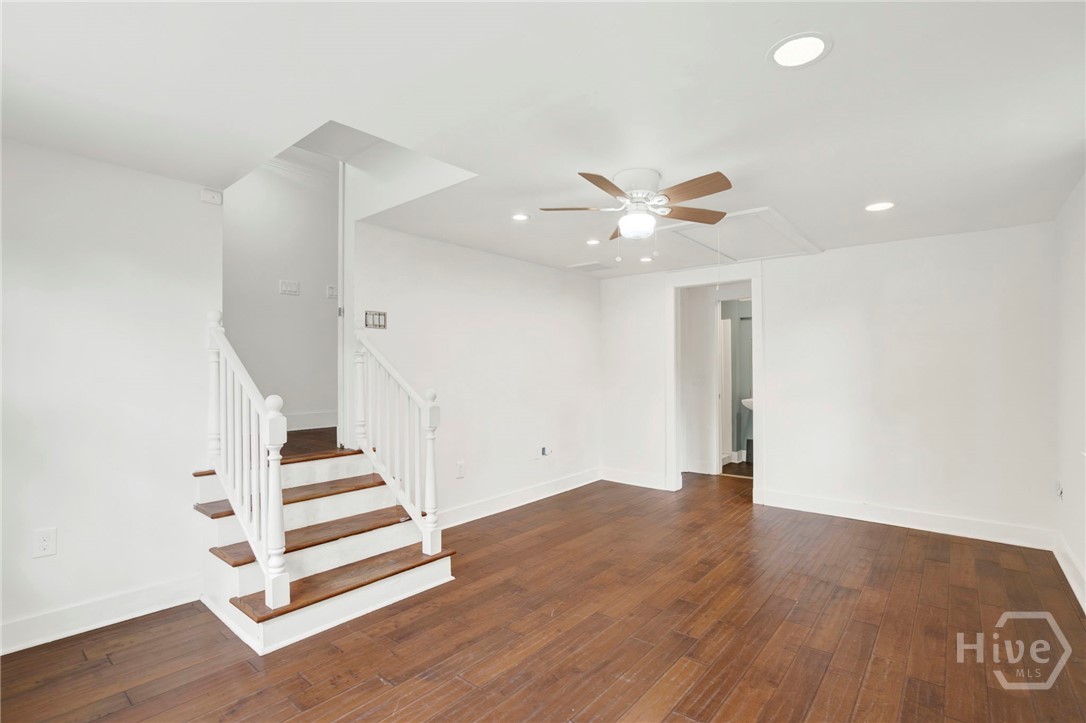 12 Fallowfield Drive