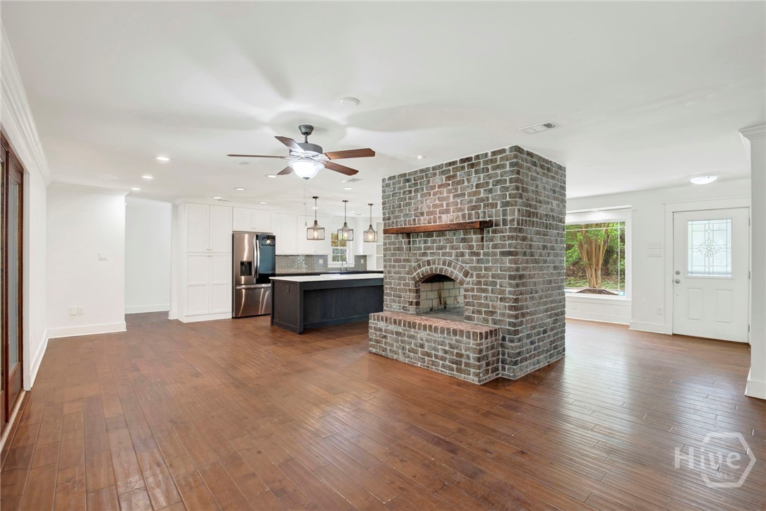 12 Fallowfield Drive