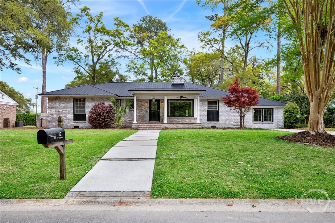 12 Fallowfield Drive