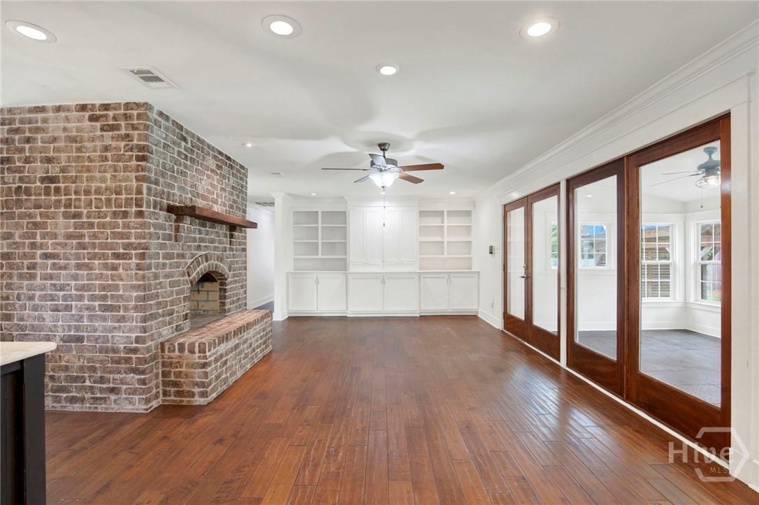 12 Fallowfield Drive