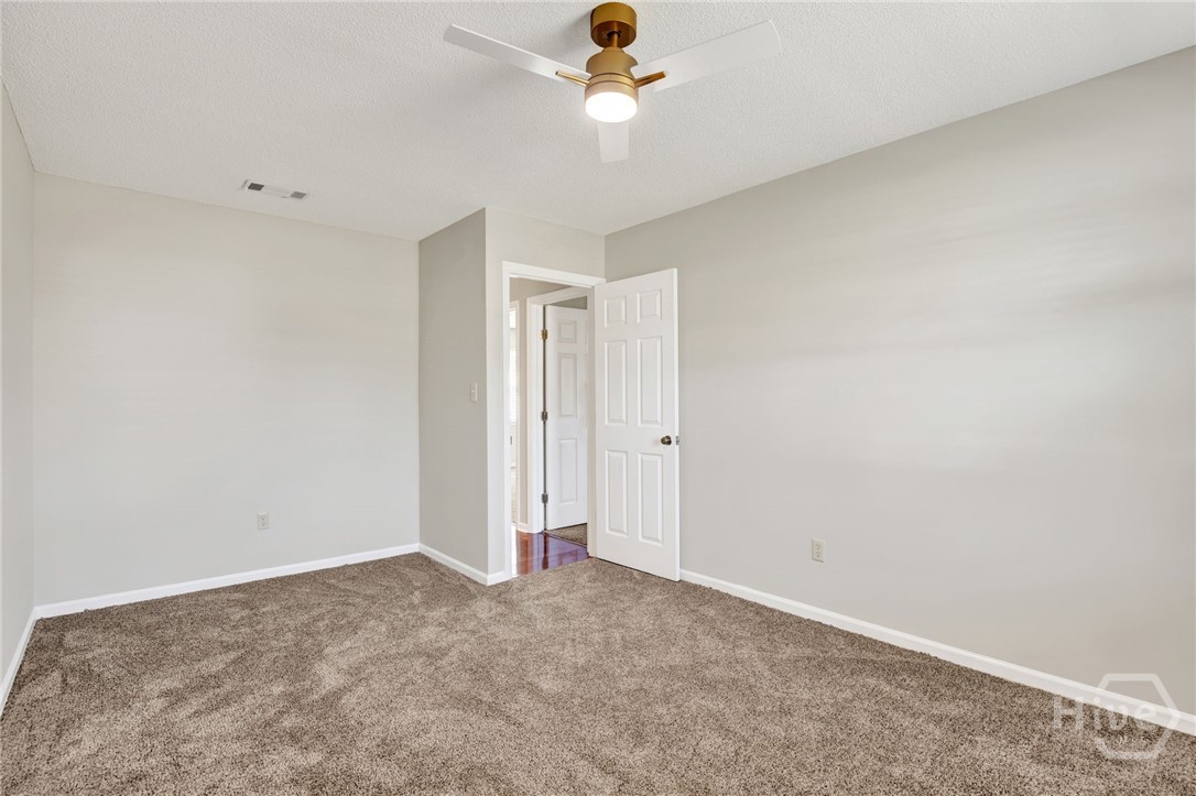 109 Country Lane