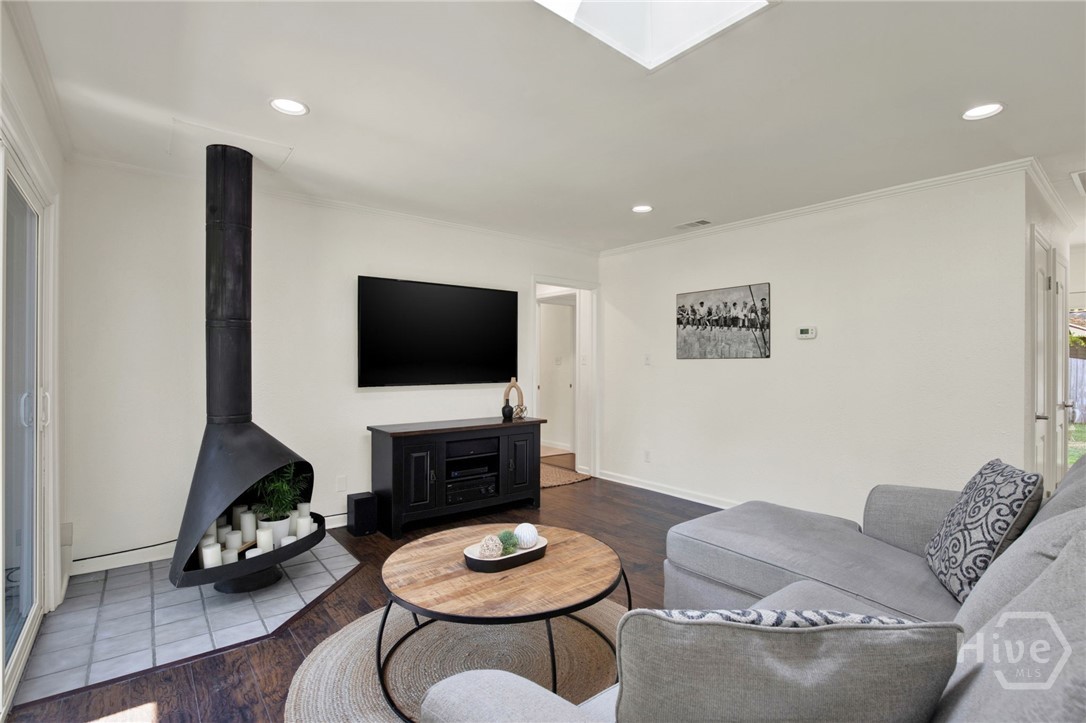 707 White Bluff Avenue