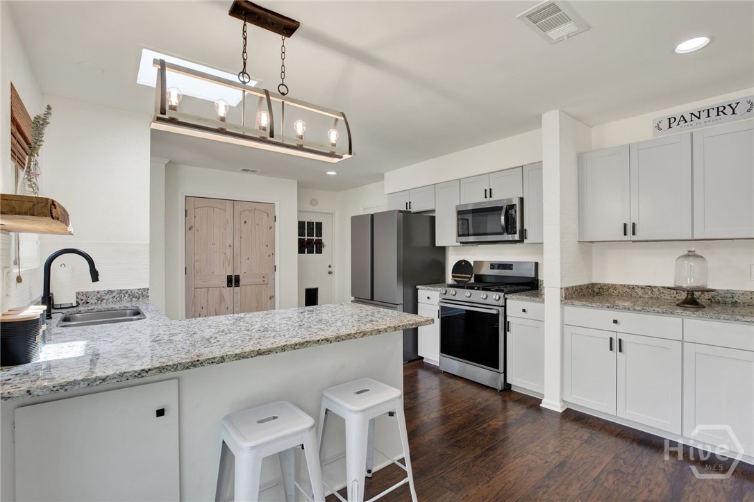 707 White Bluff Avenue