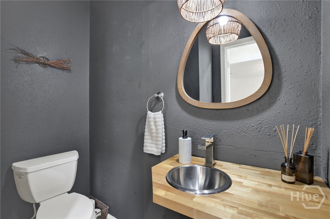 707 White Bluff Avenue