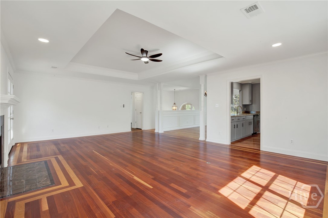 140 Runner Road