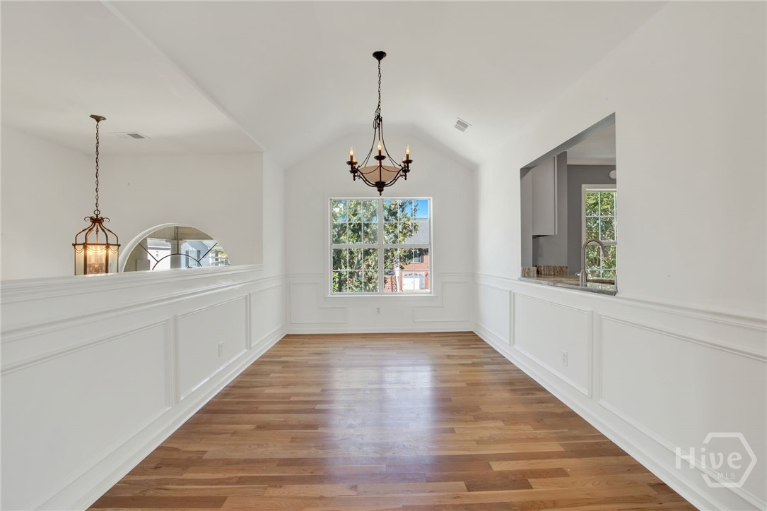 140 Runner Road