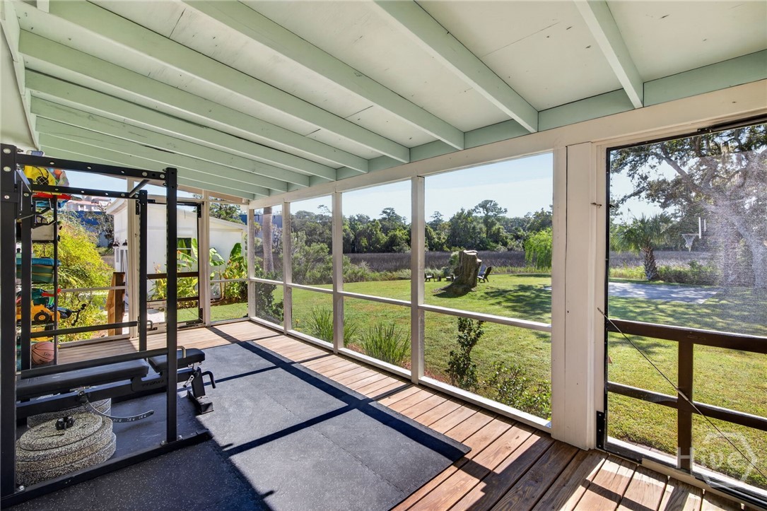 221 E Point Drive