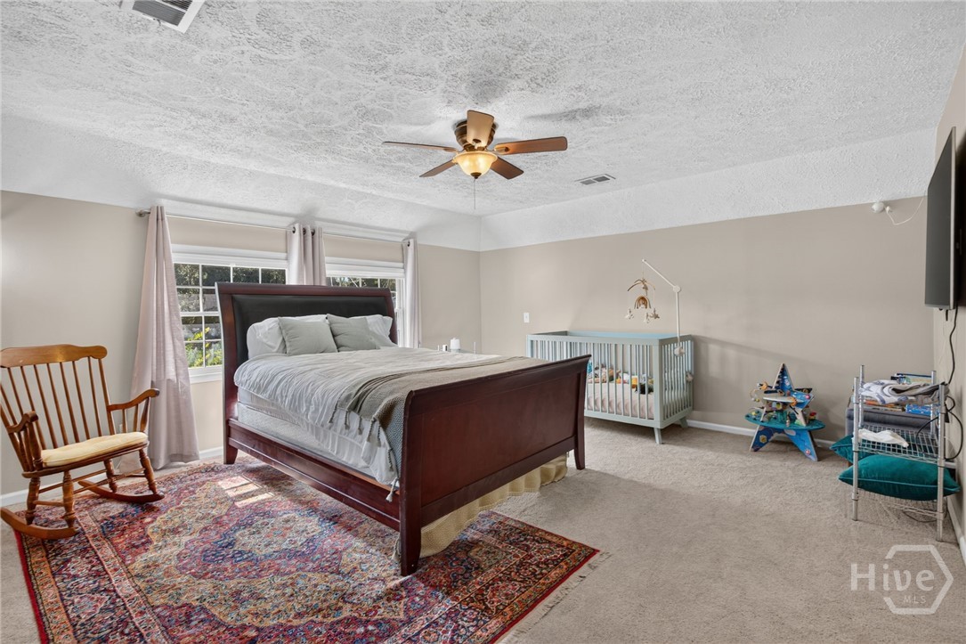 221 E Point Drive