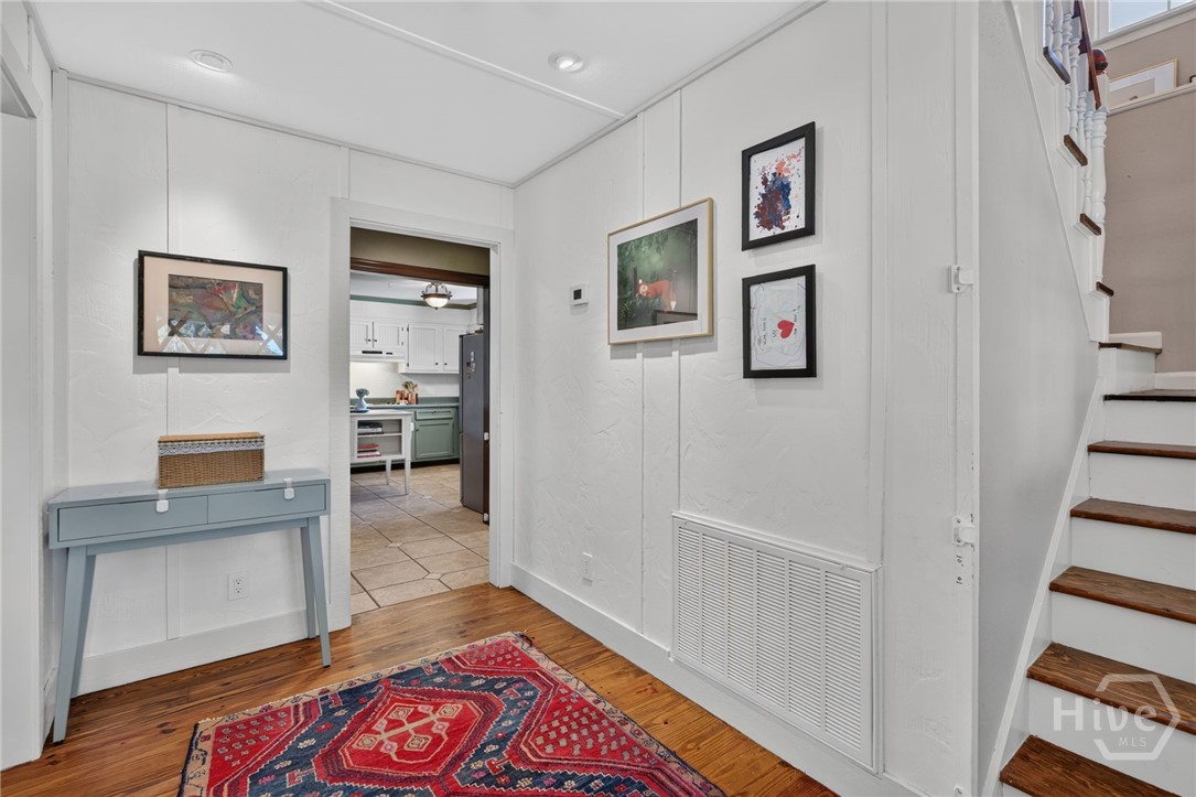 221 E Point Drive