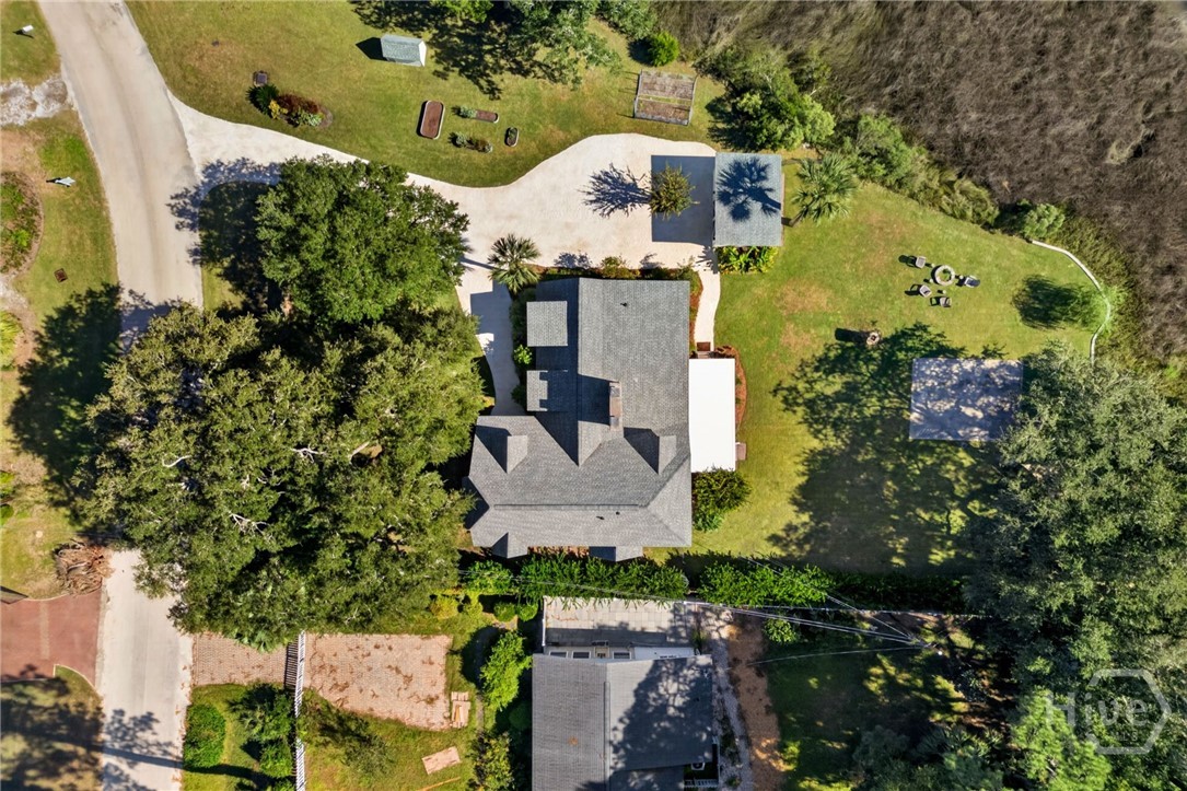 221 E Point Drive