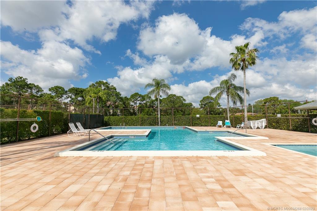 6125 SE Georgetown Place 1001