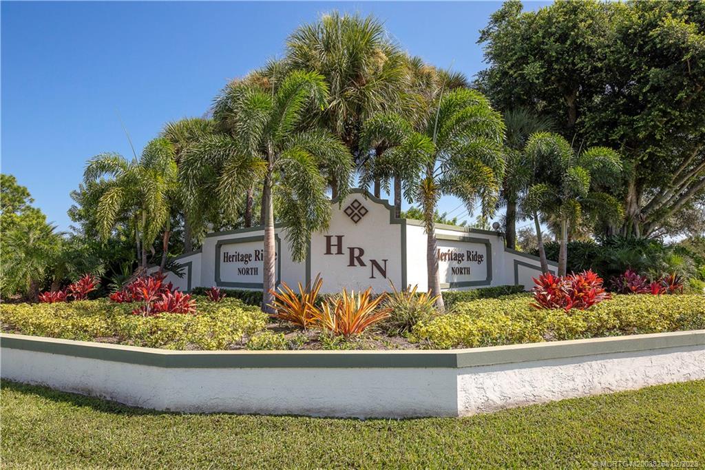6125 SE Georgetown Place 1001
