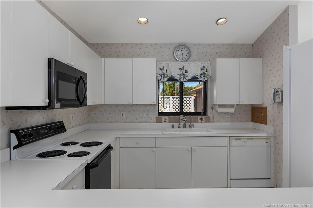 6125 SE Georgetown Place 1001