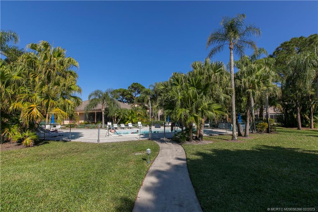 6125 SE Georgetown Place 1001