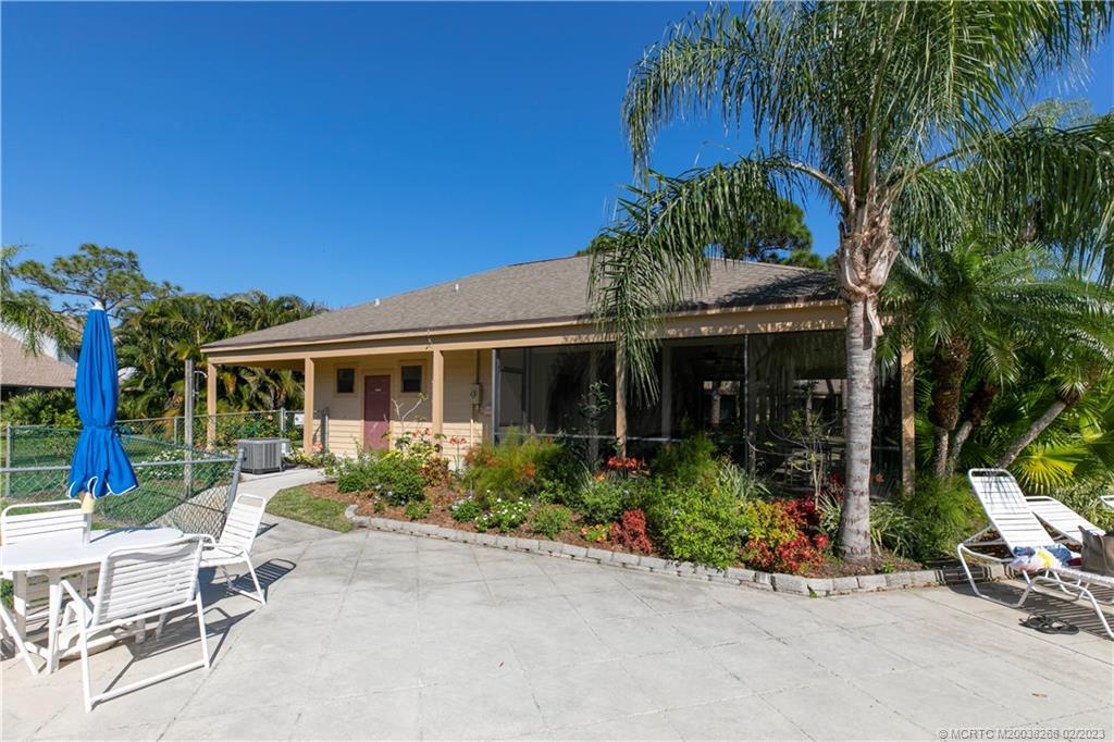 6125 SE Georgetown Place 1001