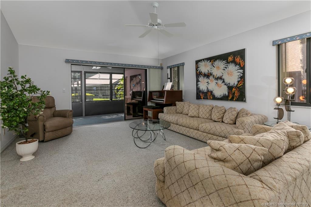 6125 SE Georgetown Place 1001