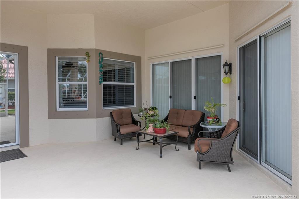 2277 SW Dove Canyon Way