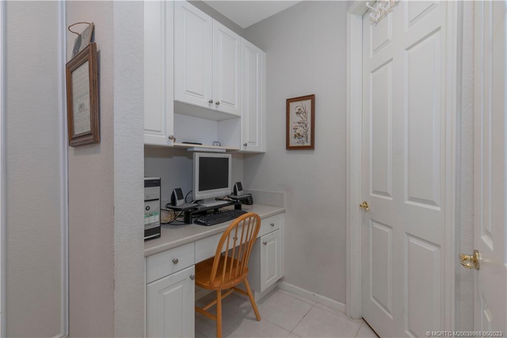 2277 SW Dove Canyon Way