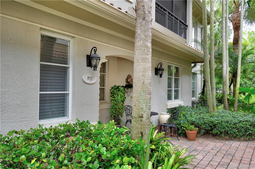 911 SE Willoughby Trace 5-4