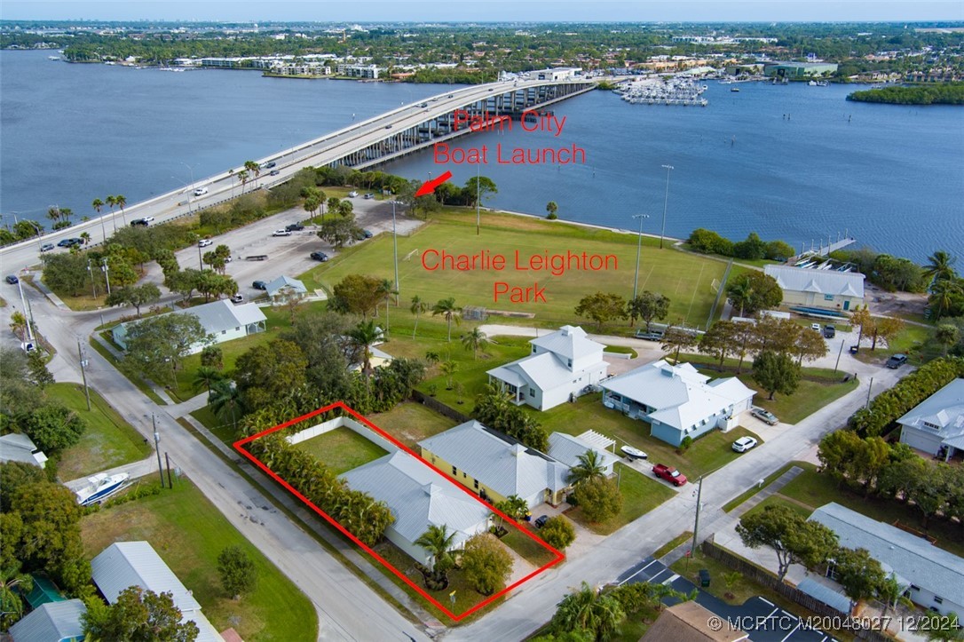 807 SW 28th Street