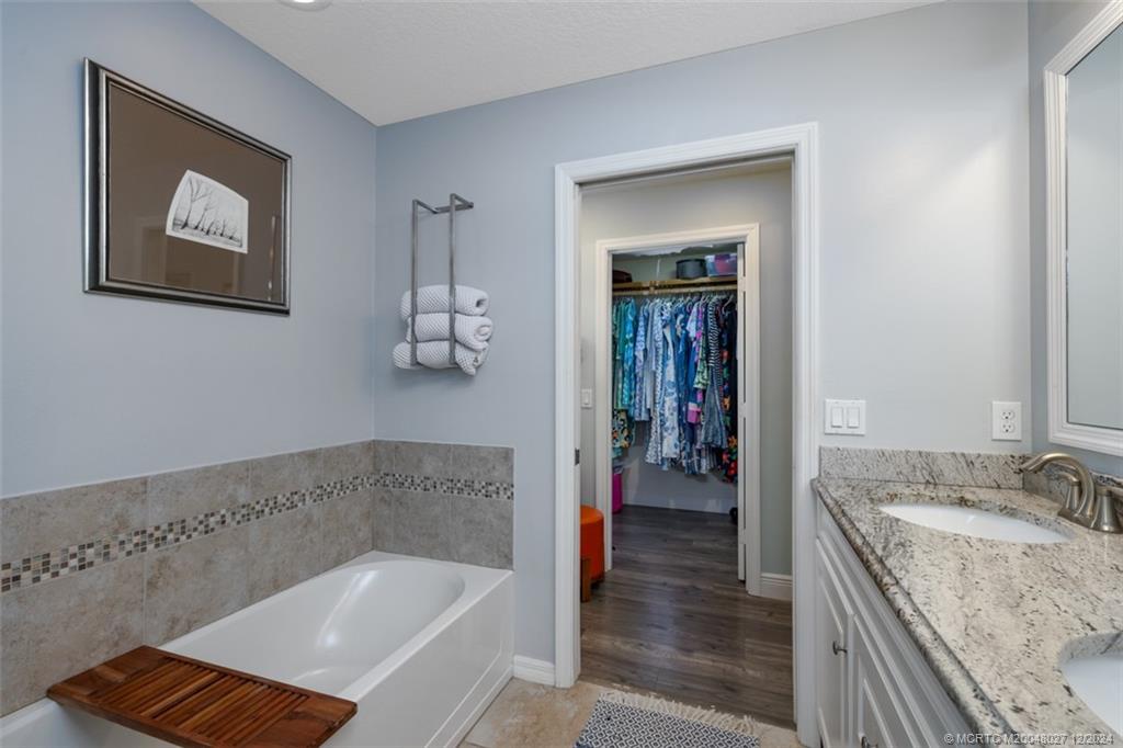 807 SW 28th Street