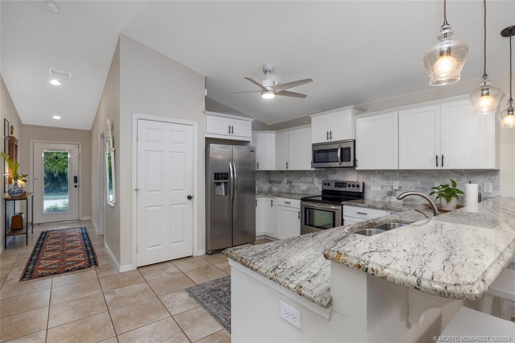 807 SW 28th Street