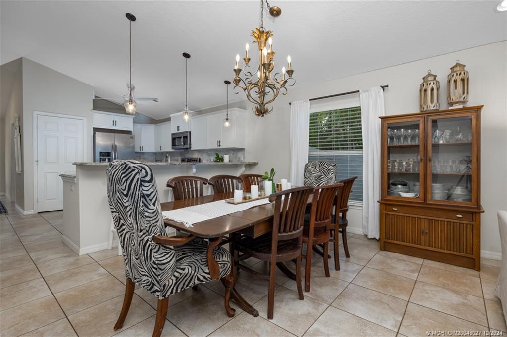807 SW 28th Street