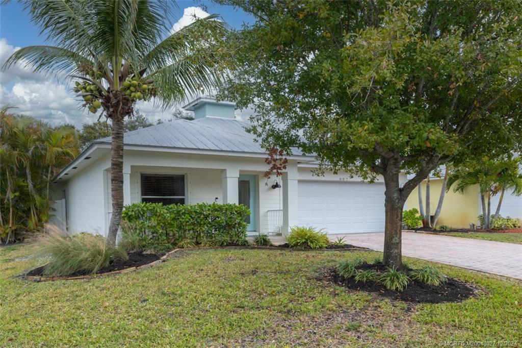 807 SW 28th Street