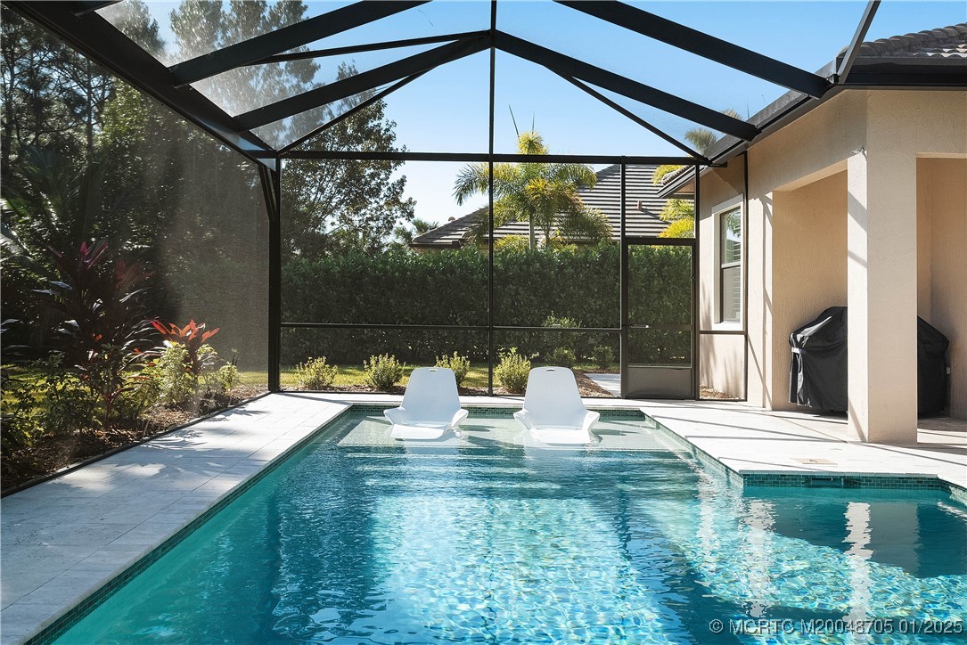 988 SW Sea Green Street