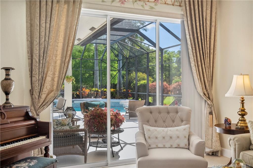 4473 SW Long Bay Drive