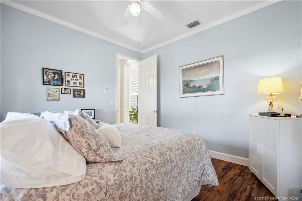 4473 SW Long Bay Drive