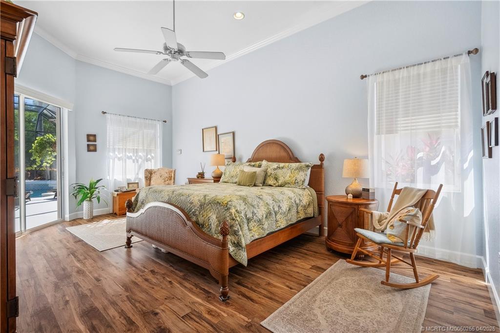 4473 SW Long Bay Drive