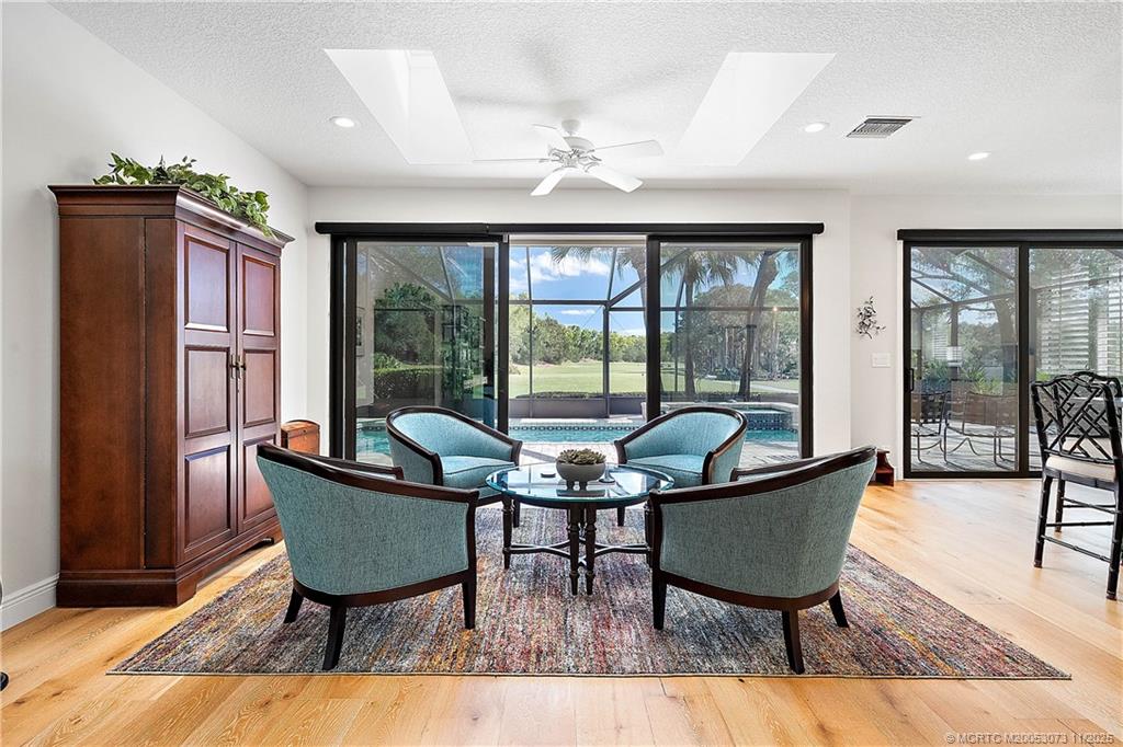 3501 SE Putnam Ct